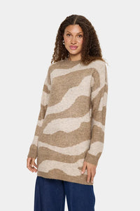 Saint Tropez Mallie Pullover Dress (Tigers Eye)