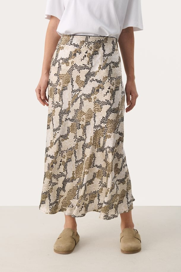 Part Two LaurinaPW skirt. French oak snake print.