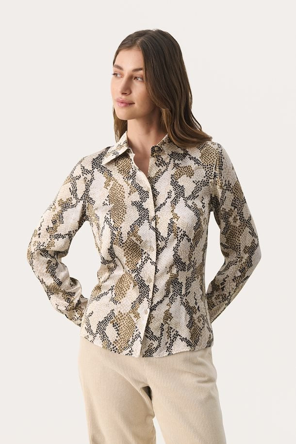 Part Two LendaPW shirt. French oak snake print.