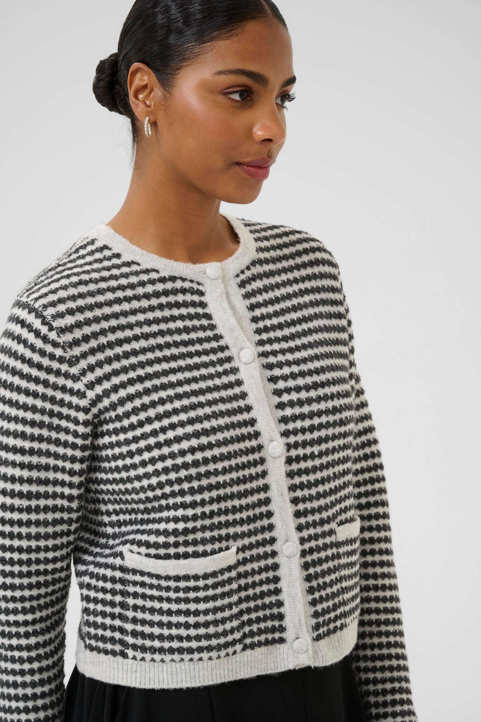 KAFFE KAellery Cardi.