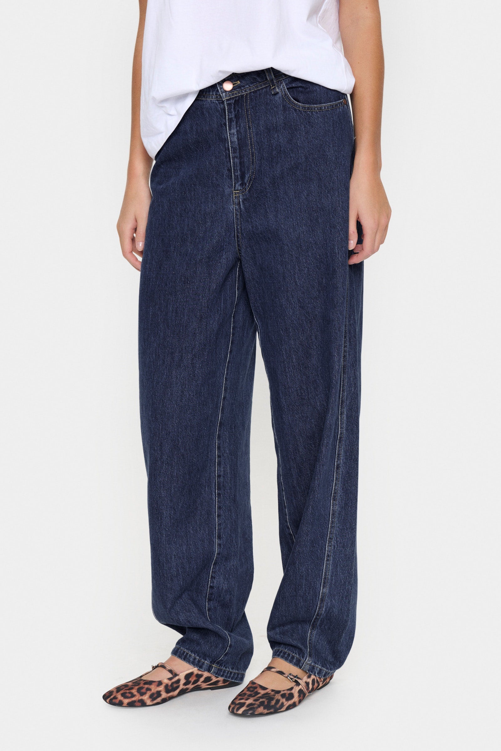 Saint Tropez Loesa Jean.