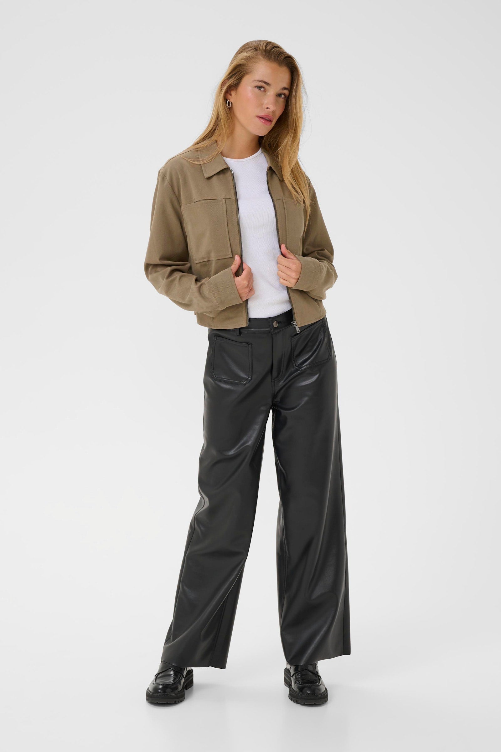 KAFFE Kacerina Jacket. (Morel)